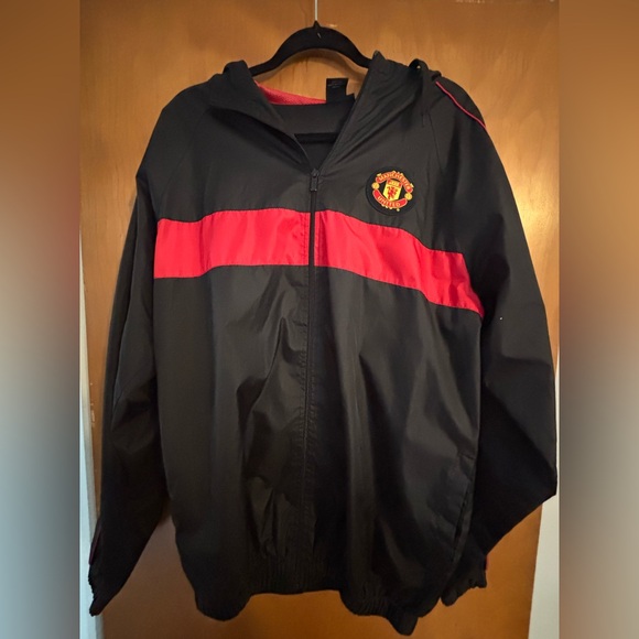 Manchester United Black and Red Men's Jacket - Picture 2 of 11
